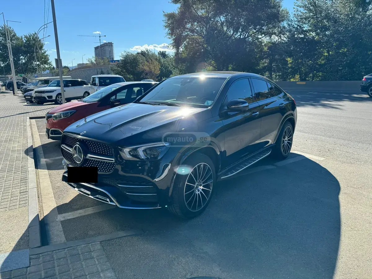 نمای دیگر مرسدس بنز D کوپه AMG 2022