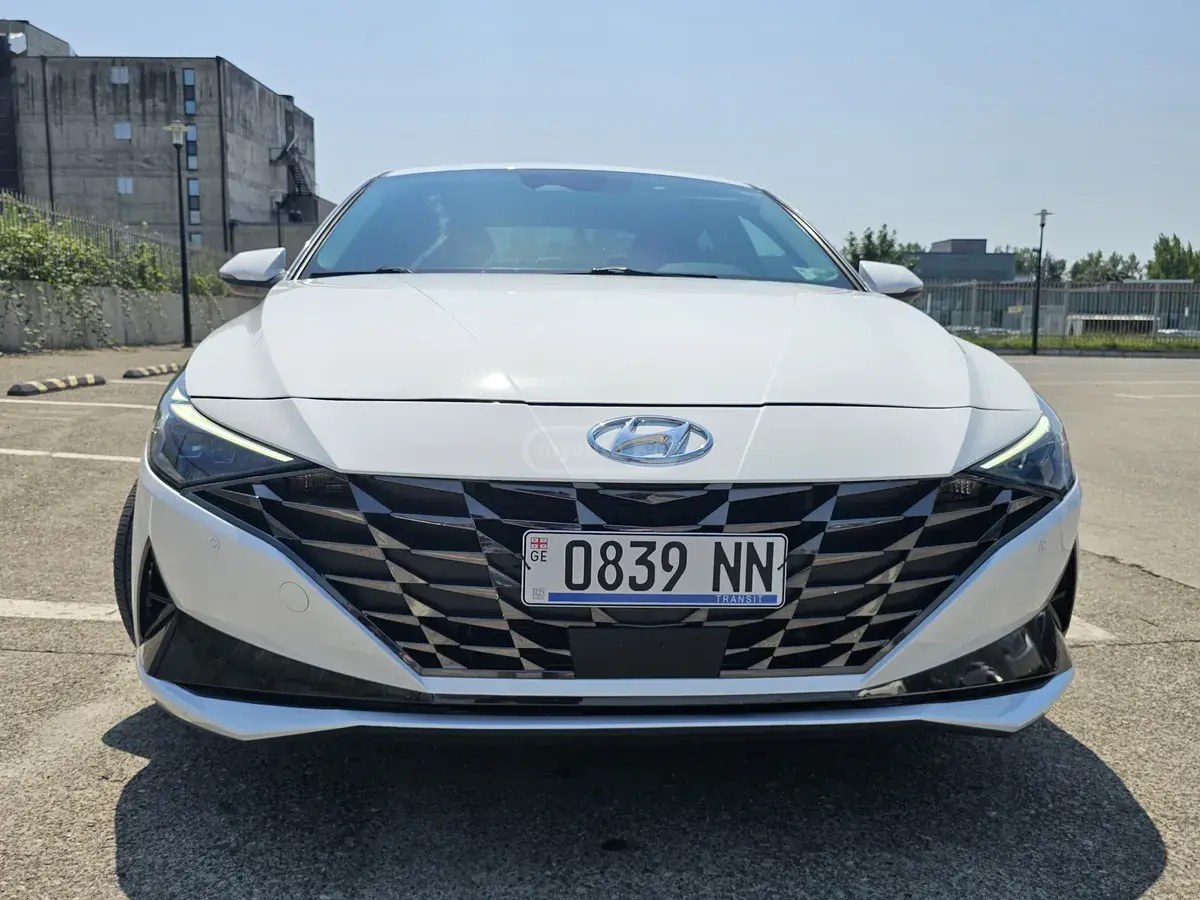 هیوندای لیمیتد 4dr سدان 2022