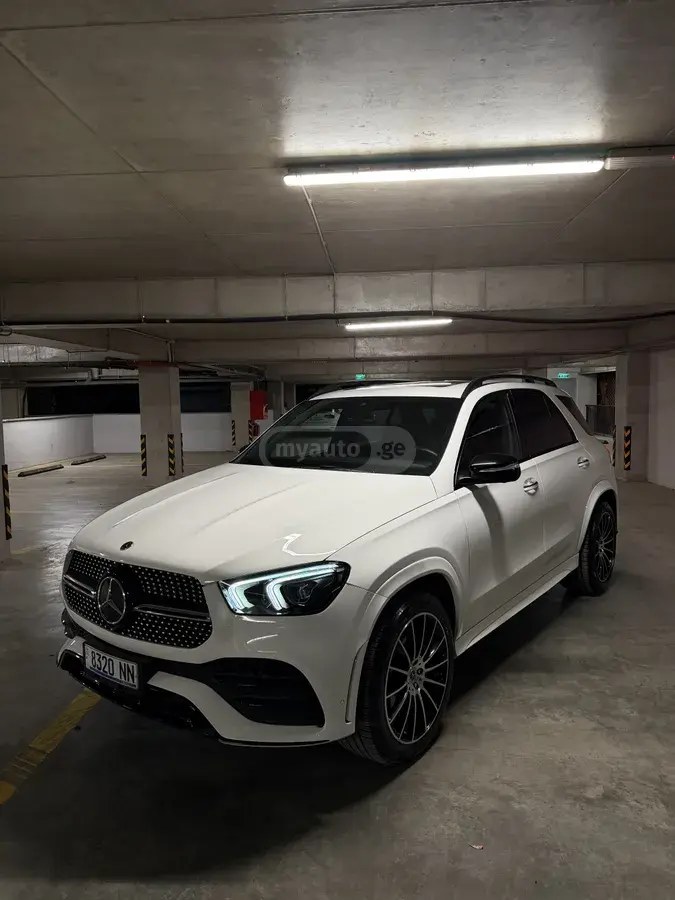 نمای دیگر مرسدس بنز پایه GLE 350 4dr چهار چرخ محرک 2022
