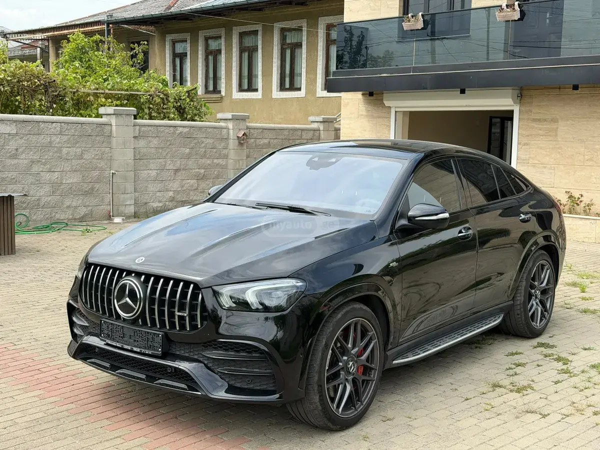 نمای دیگر مرسدس بنز پایه AMG GLE 53 کوپه 4dr چهار چرخ محرک 2023