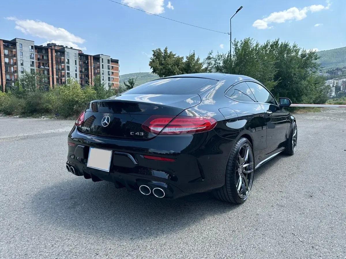 نمای دیگر مرسدس بنز بیس AMG C 43 2 در چهار چرخ محرک 2019