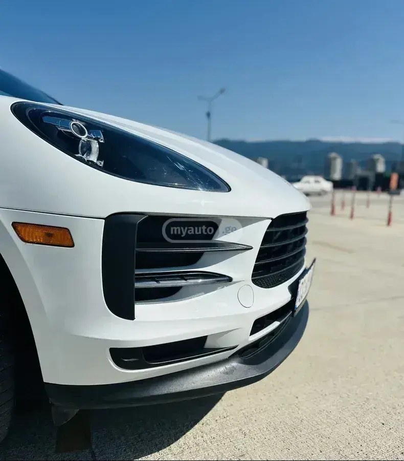 نمای دیگر پورشه 2019