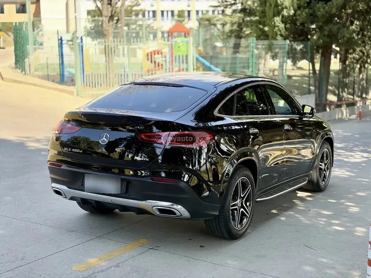 نمای دیگر مرسدس بنز 2021