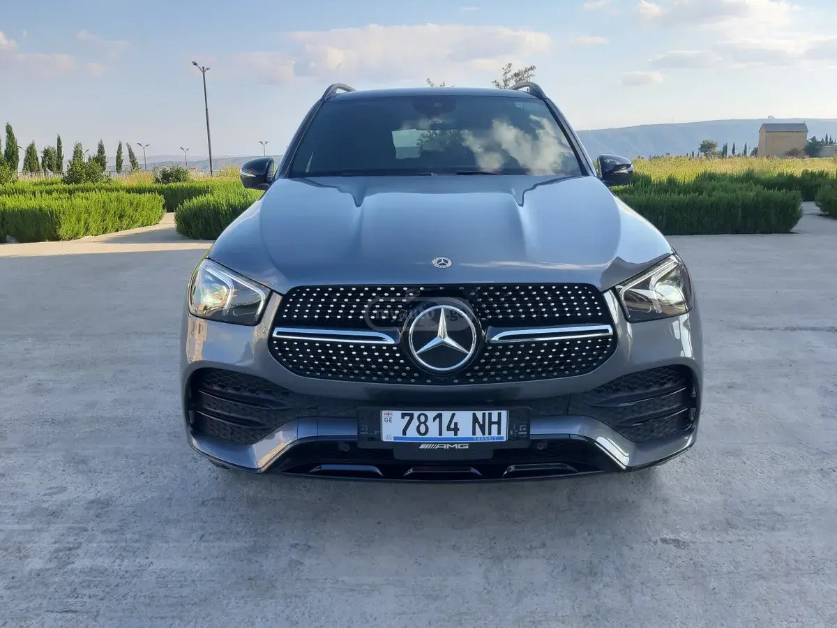 نمای دیگر مرسدس بنز 4-MATIC AMG 2021