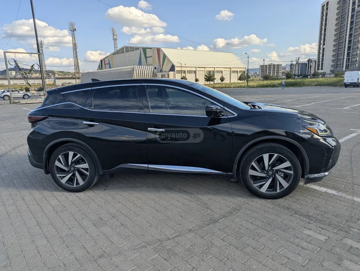 نمای دیگر نیسان اس ال 4 در دیفرانسیل جلو CVT 2022