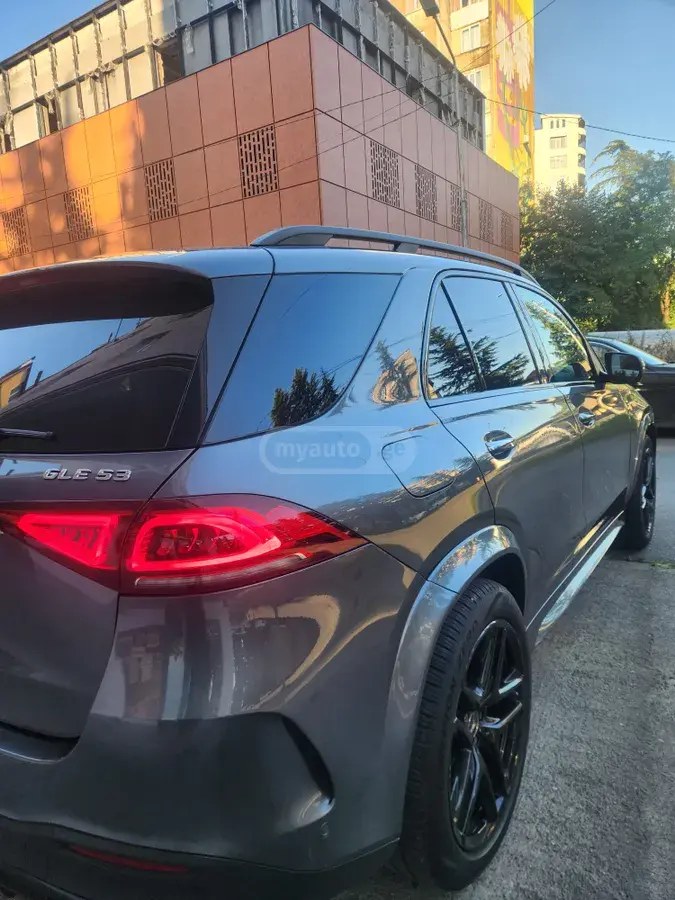 نمای دیگر مرسدس بنز پایه AMG GLE 53 4dr تمام چرخ محرک 2021
