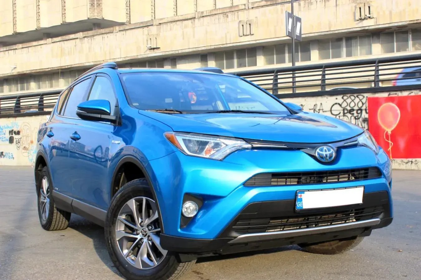 نمای دیگر تویوتا XLE 4dr چهار چرخ محرک Automa 2017