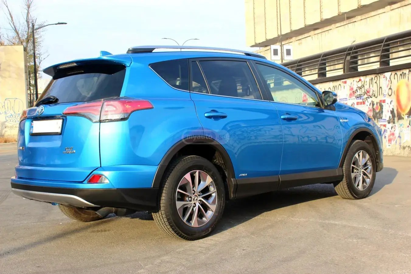 نمای دیگر تویوتا XLE 4dr چهار چرخ محرک Automa 2017