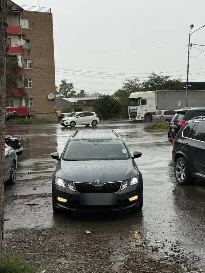نمای دیگر اشکودا 2017