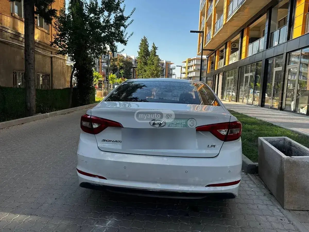 نمای دیگر هیوندای 2016
