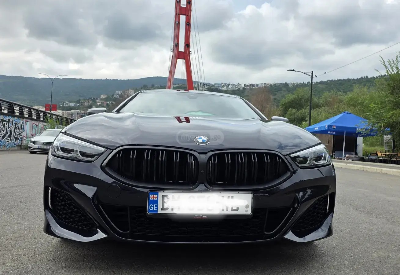 نمای دیگر بی ام و i xDrive 2 در چهار چرخ محرک C 2020
