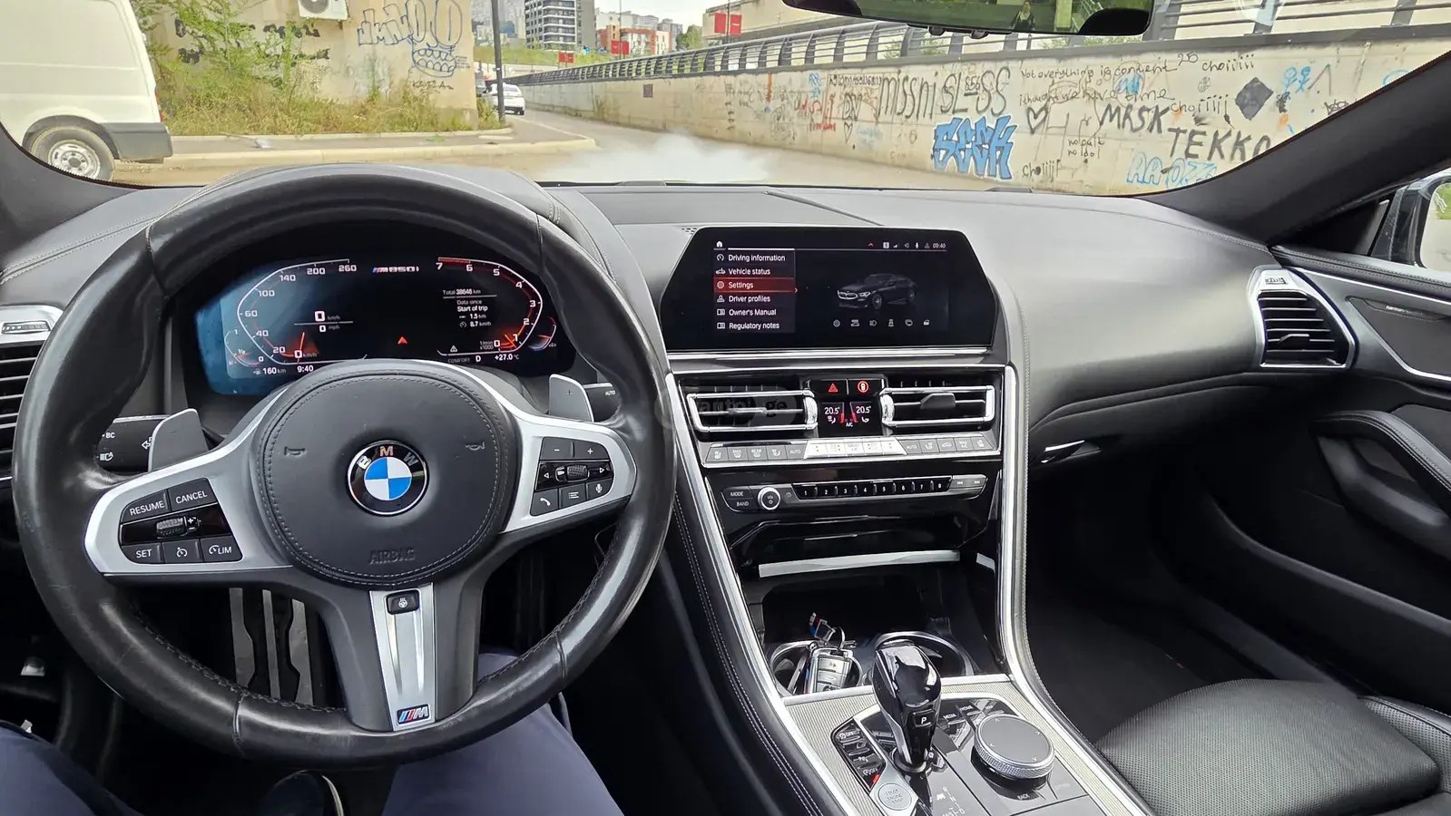 نمای دیگر بی ام و i xDrive 2 در چهار چرخ محرک C 2020