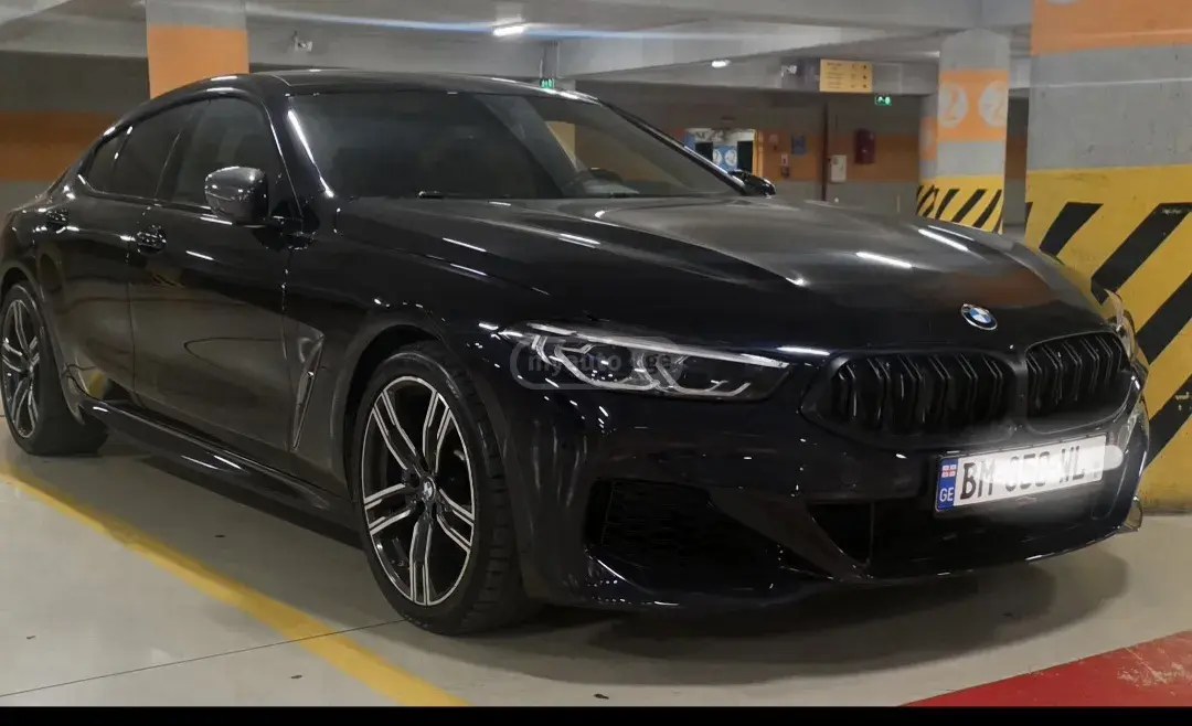 نمای دیگر بی ام و i xDrive 2 در چهار چرخ محرک C 2020
