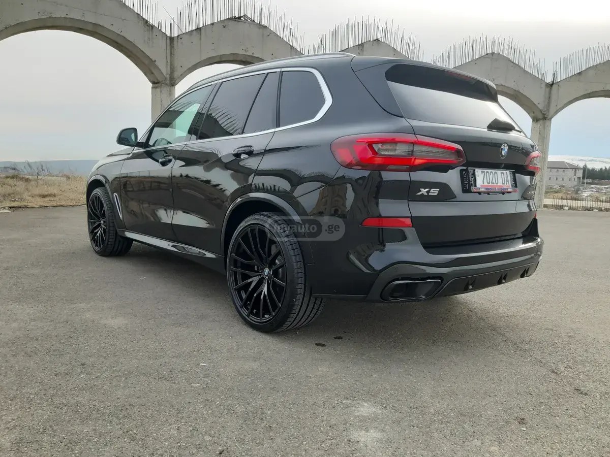 بی ام و ...xDrive-40i...62,000-Mile... 2020