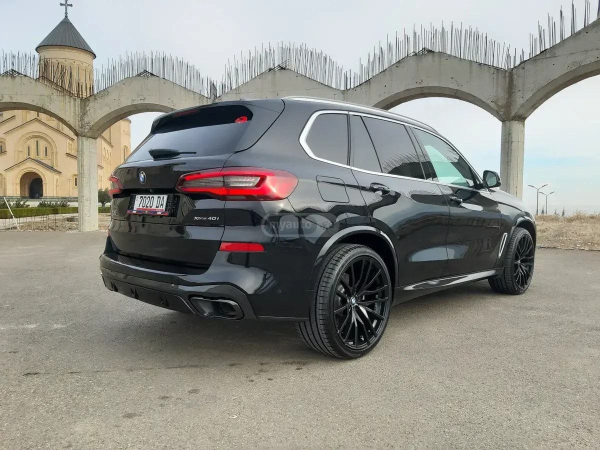 نمای دیگر بی ام و ...xDrive-40i...62,000-Mile... 2020