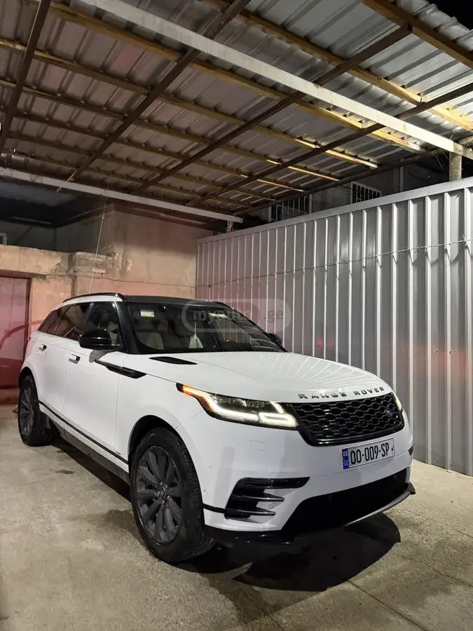 نمای دیگر لندروور P250 S 4 در 4x4 اتوماتیک 2019