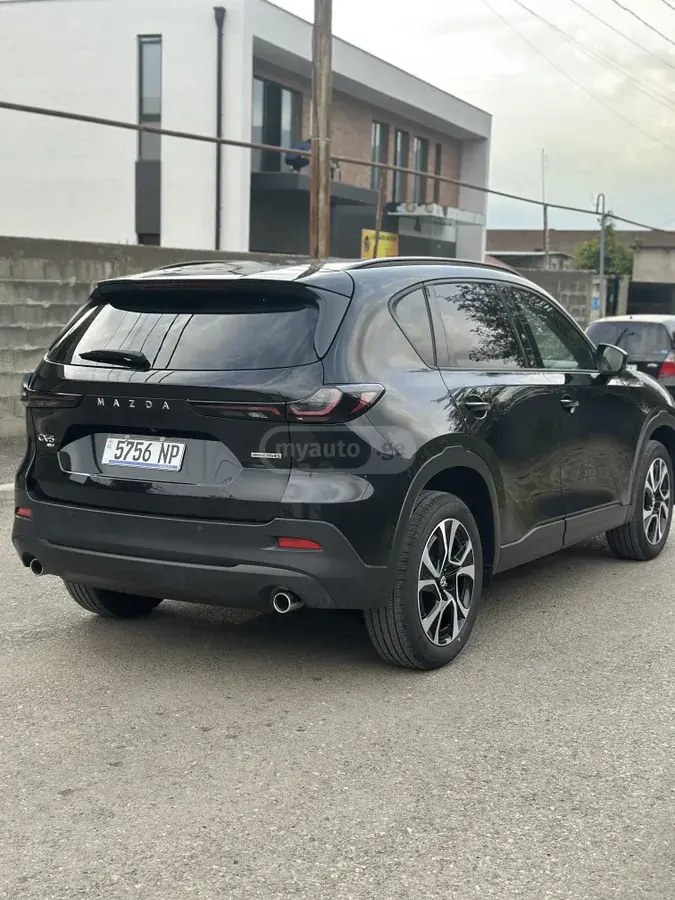 نمای دیگر مزدا 2026