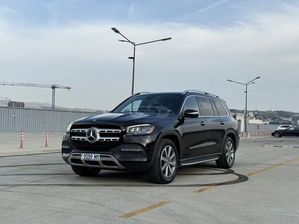 مرسدس بنز پایه GLS 450 4 در چهار چرخ محرک 2021