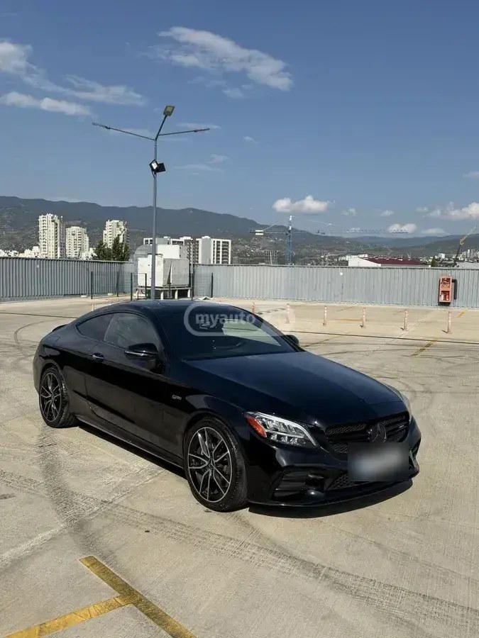 نمای دیگر مرسدس بنز بیس AMG C 43 2 در چهار چرخ محرک 2019