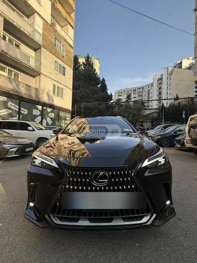 لکسوس های 2025