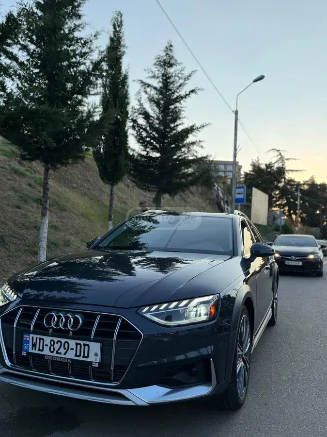 نمای دیگر آئودی 2019