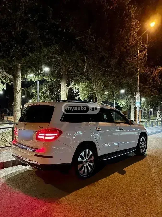 نمای دیگر مرسدس بنز 2018