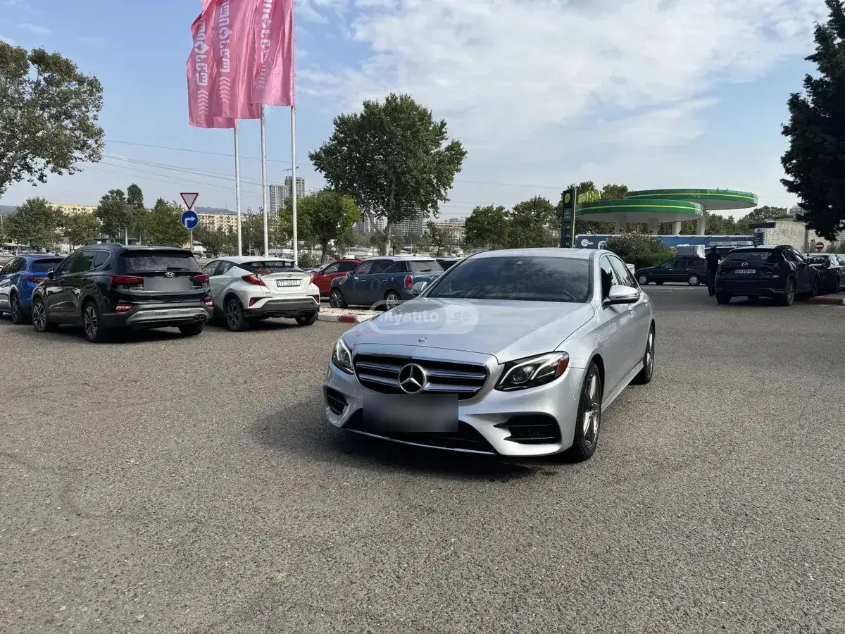 مرسدس بنز 4ماتیک AMG لاین 2017