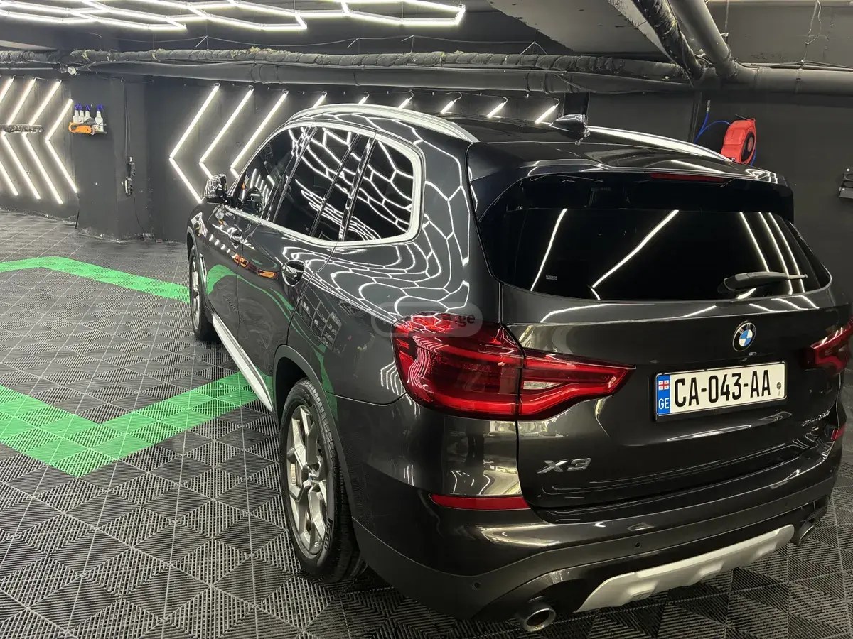 نمای دیگر بی ام و xDrive30i 4dr چهار چرخ محرک 2021