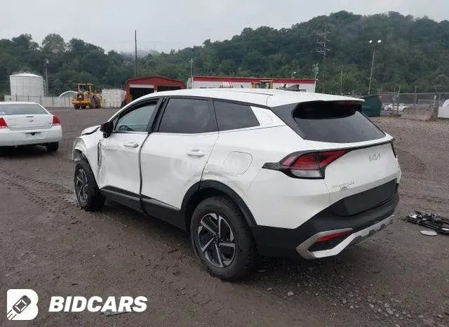 نمای دیگر کیا lx 2024