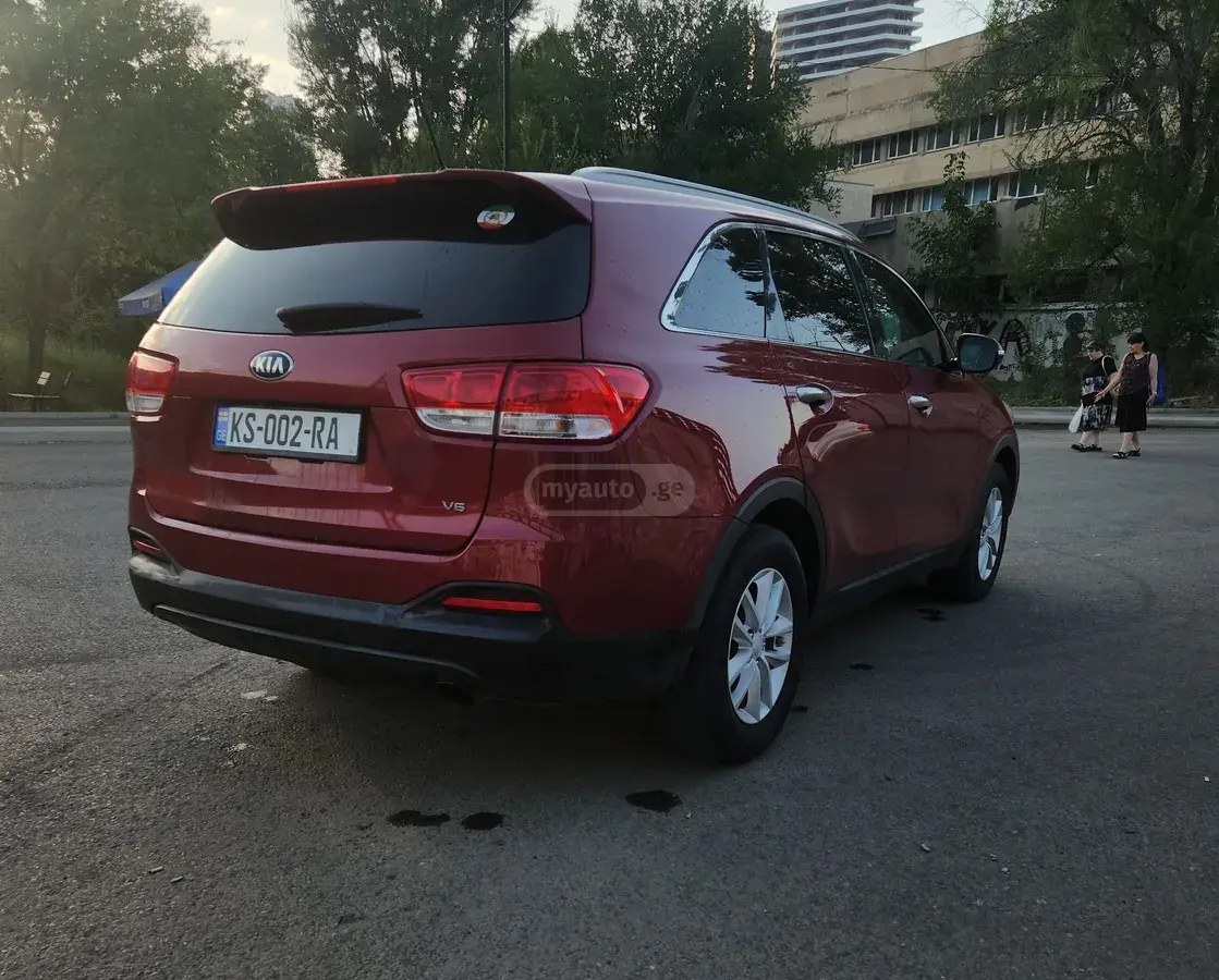 نمای دیگر کیا AWD 2016