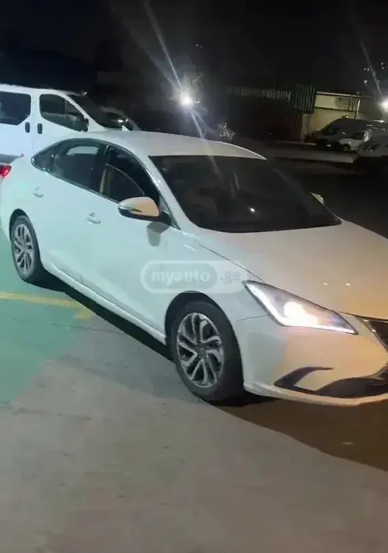نمای دیگر چانگان 2019