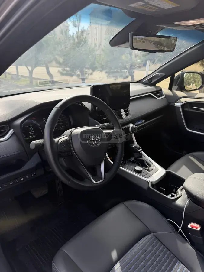 نمای دیگر تویوتا ❗️❗️❗️RAV4h XSE فول 2025