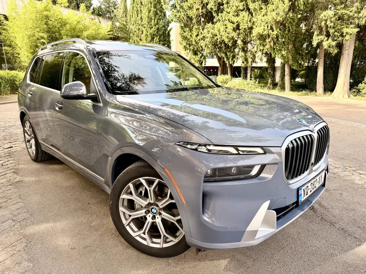بی ام و xDrive40i 4dr دیفرانسیل تمام 2023