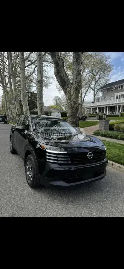 نمای دیگر نیسان 2025