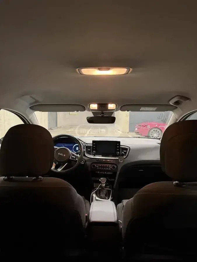 نمای دیگر کیا 2023