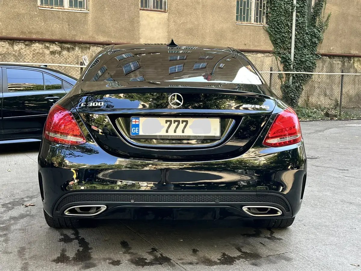 نمای دیگر مرسدس بنز AMG 2017