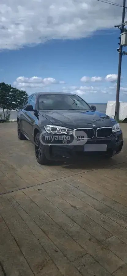 نمای دیگر بی ام و 2018