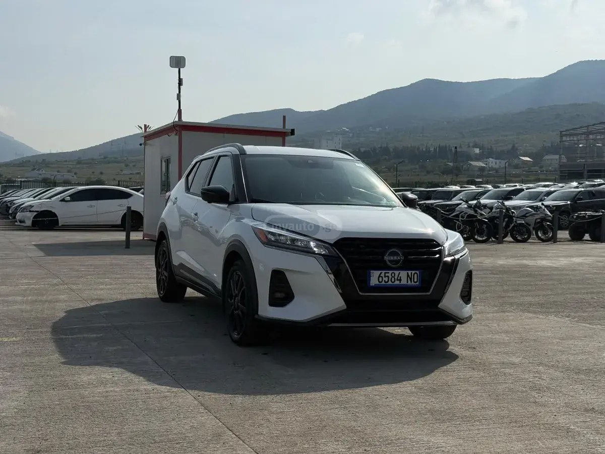 نمای دیگر نیسان 2023