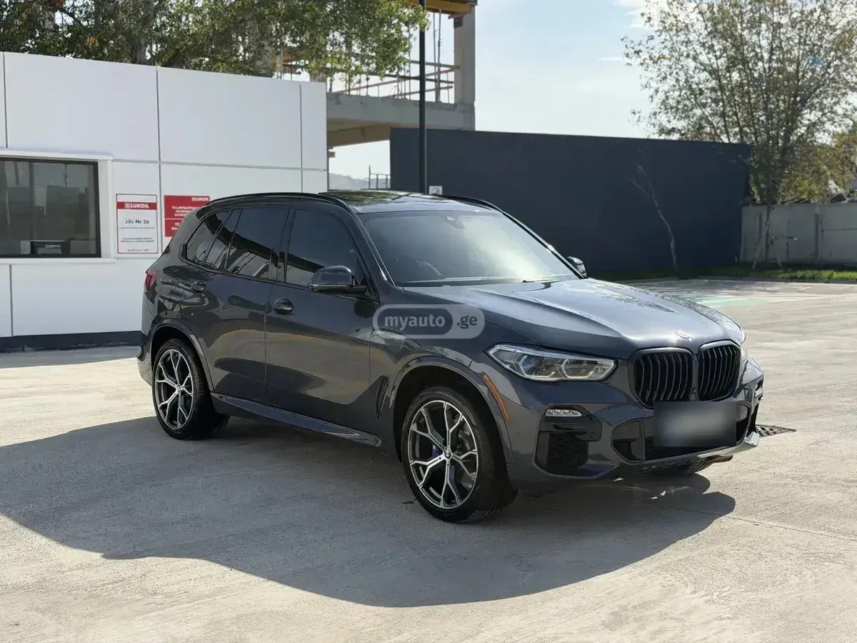 بی ام و xDrive40i 4 در چهار چرخ محرک 2019