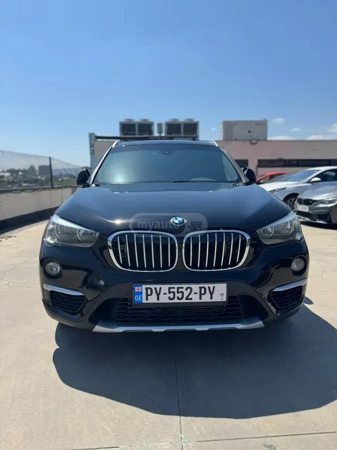 بی ام و xDrive28i 4 در چهار چرخ محرک 2018