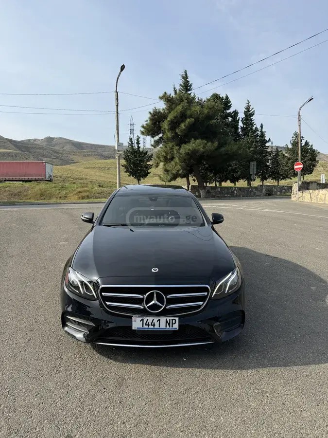 نمای دیگر مرسدس بنز 2018