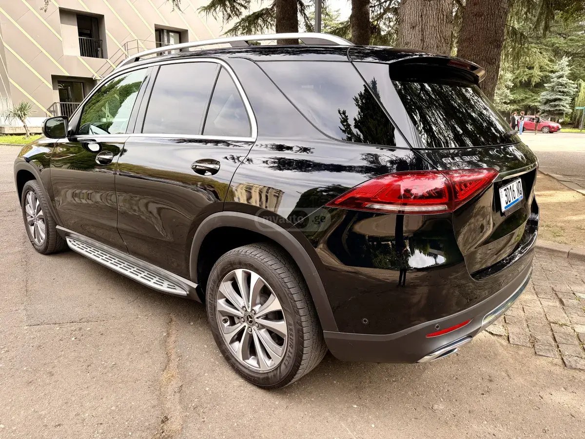 نمای دیگر مرسدس بنز پایه GLE 350 4dr چهار چرخ محرک 2022
