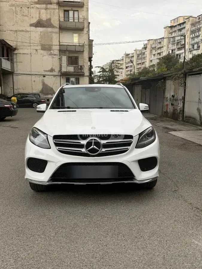مرسدس بنز 2017