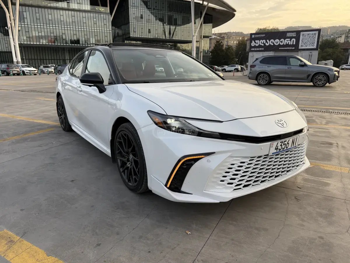 تویوتا XSE TRD 2026