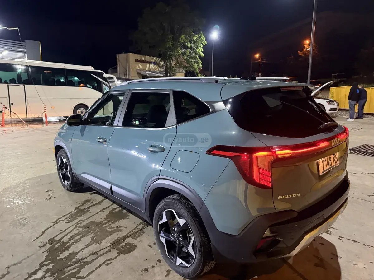نمای دیگر کیا EX 2023