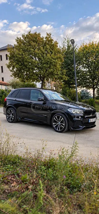 نمای دیگر بی ام و ایکسدرایو35i 4dr چهار چرخ محرک 2017