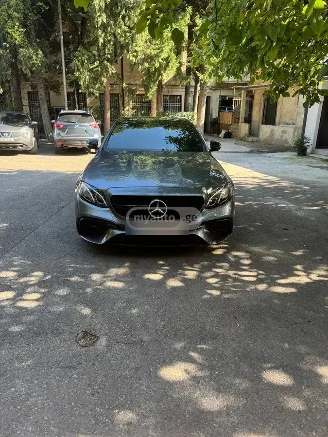 نمای دیگر مرسدس بنز 2018