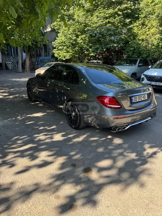 نمای دیگر مرسدس بنز 2018