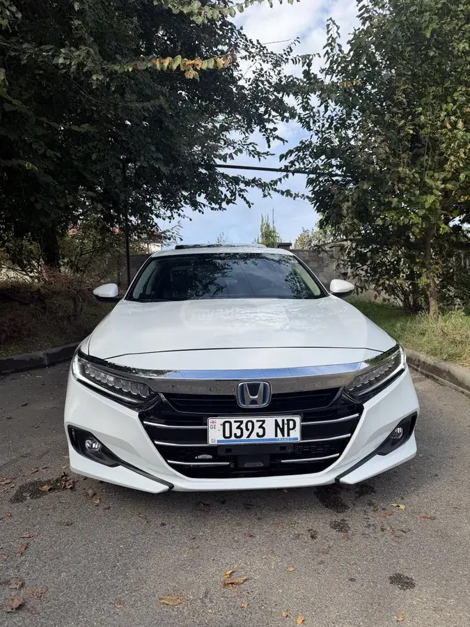 نمای دیگر هوندا EX-L 4 در سدان CVT 2021