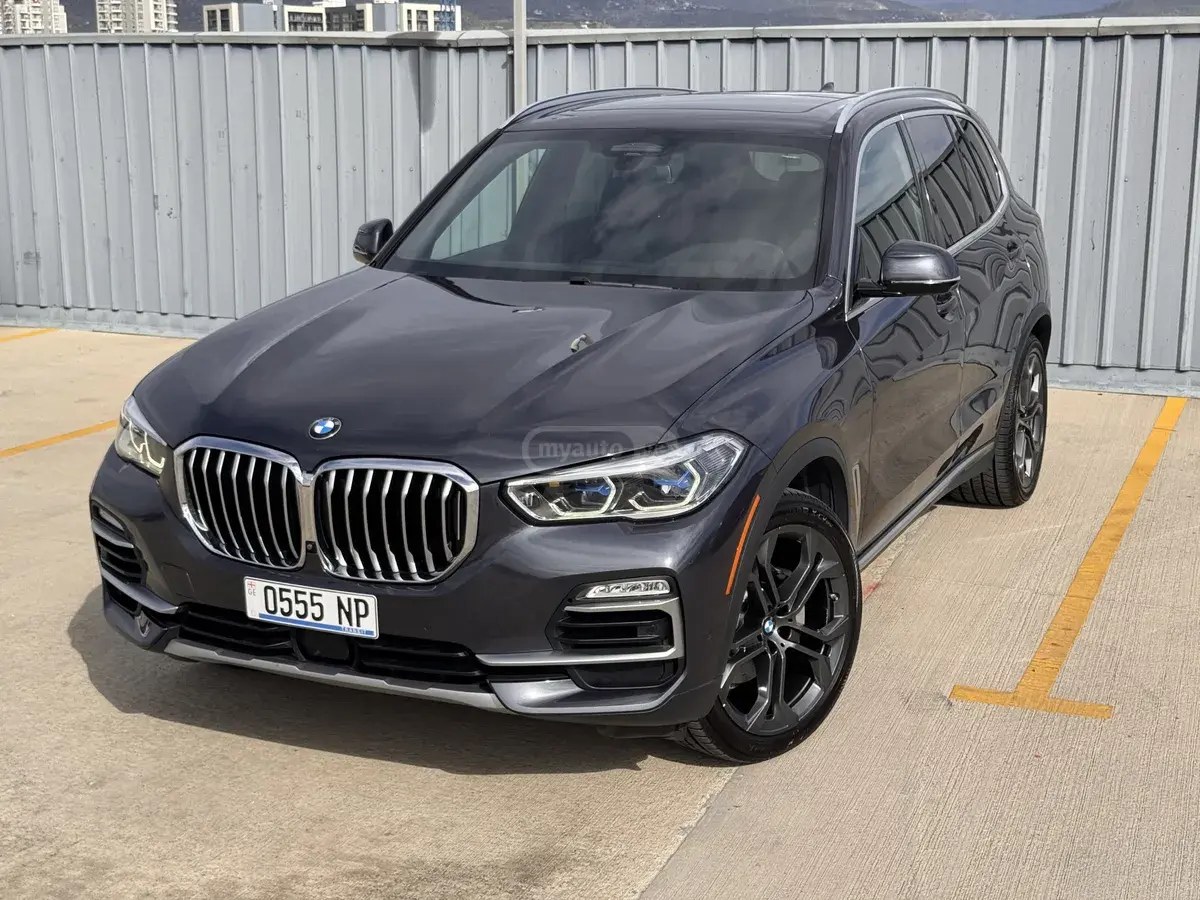 بی ام و xDrive40i 4 در چهار چرخ محرک 2019